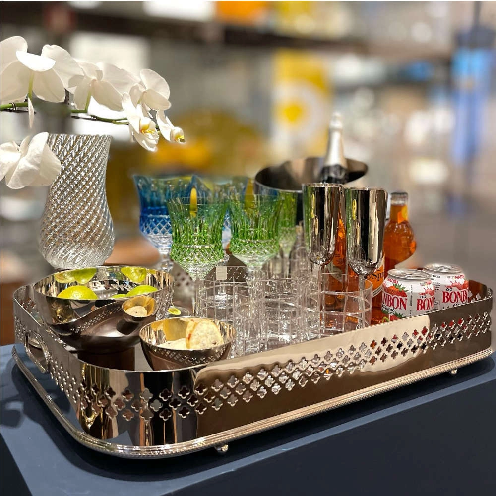 Bandeja St James Madeleine Classique Com Fundo de Madeira