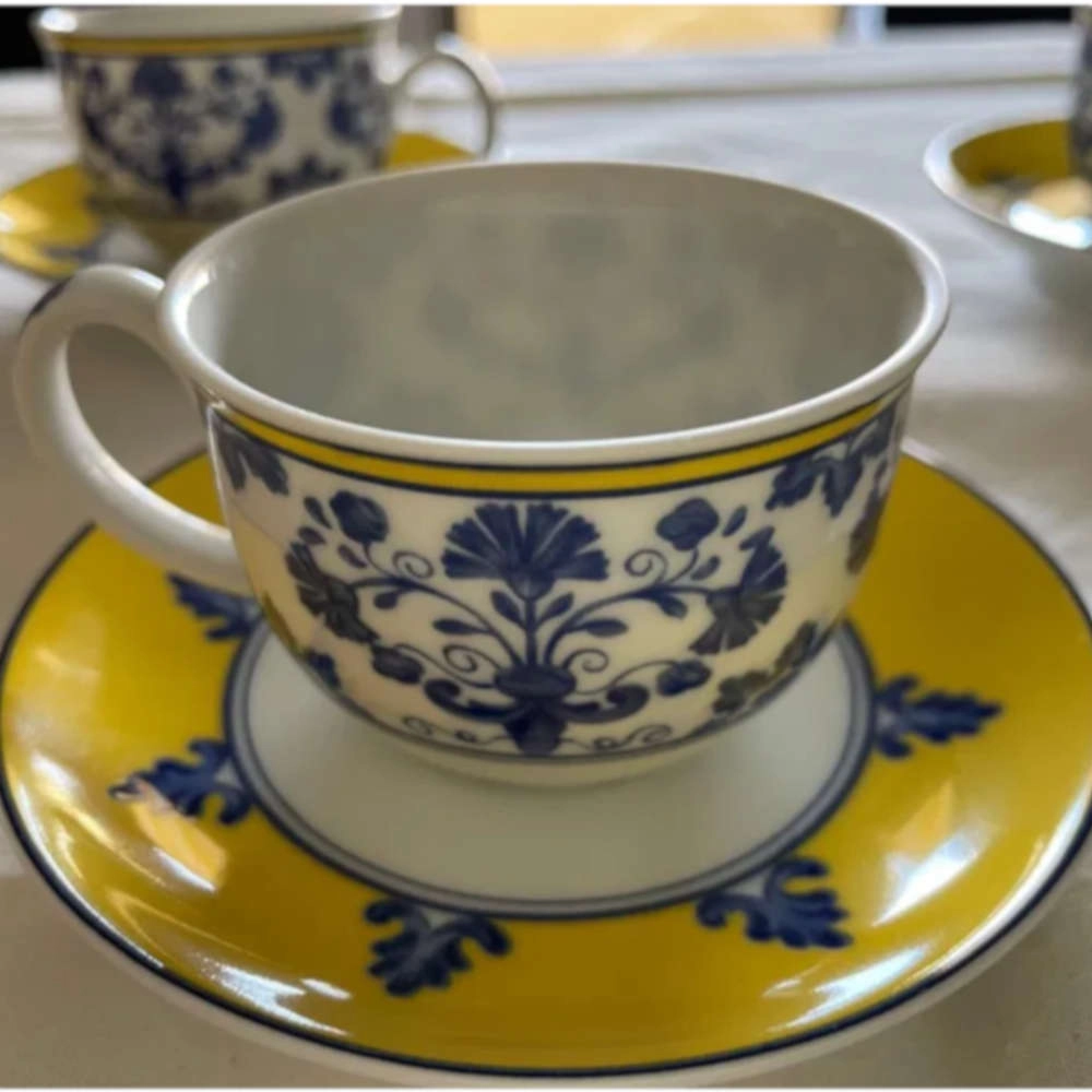 Jogo de Xícaras Para Chá Com Pires Vista Alegre Castelo Branco 278 Ml - 4 Peças