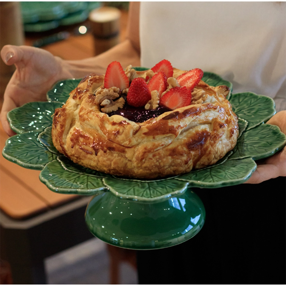 Prato Para Bolo Com Pé Bordallo Pinheiro Sardinheira 13 X 33 Cm Prato Para Bolo Com Pé Bordallo Pinheiro Sardinheira 13 X 33 Cm