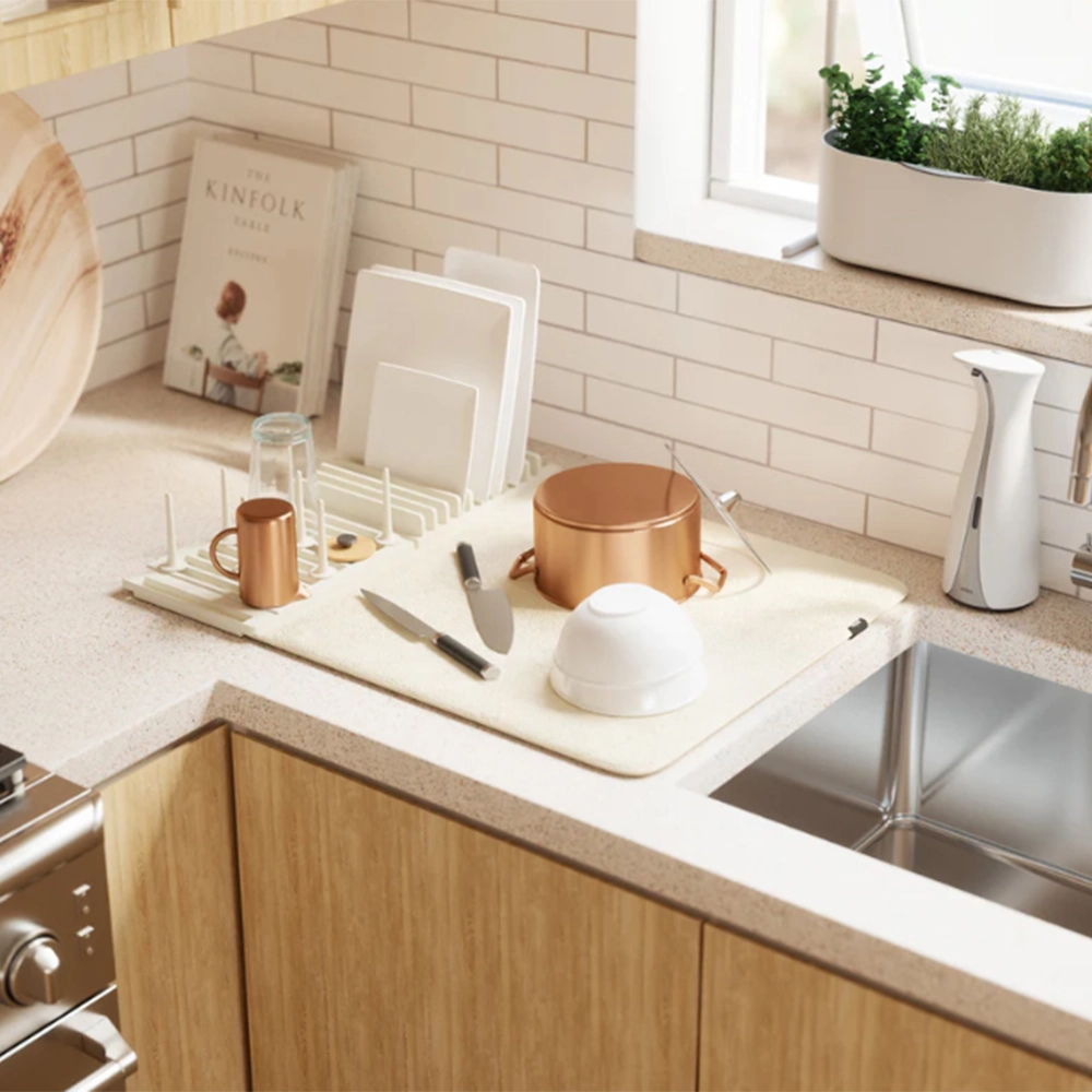 Tapete Escorredor de Pratos Umbra Udry 9 X 17 X 47 Cm Tapete Escorredor de Pratos Umbra Udry 9 X 17 X 47 Cm