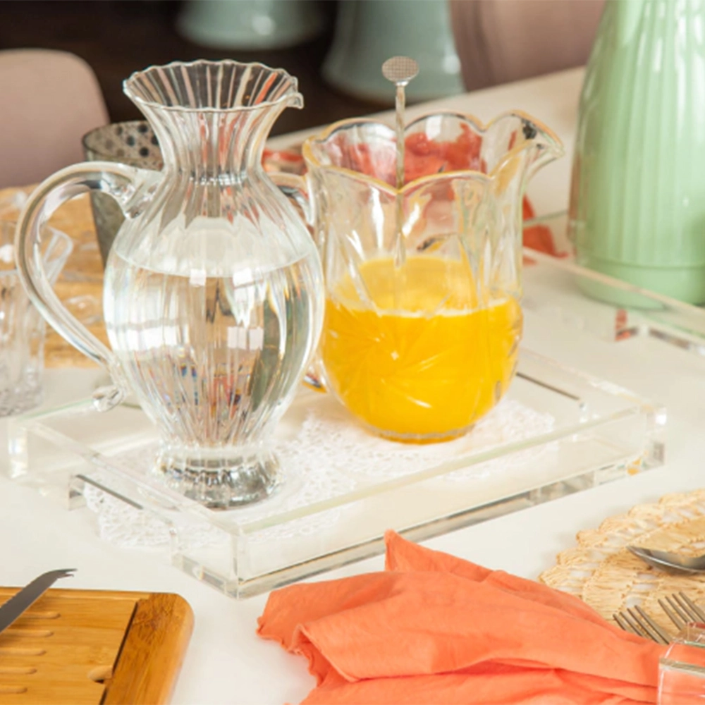 Bandeja de Serviço Onom Lisa 4 X 23 X 33 Cm Bandeja de Serviço Onom Lisa 4 X 23 X 33 Cm