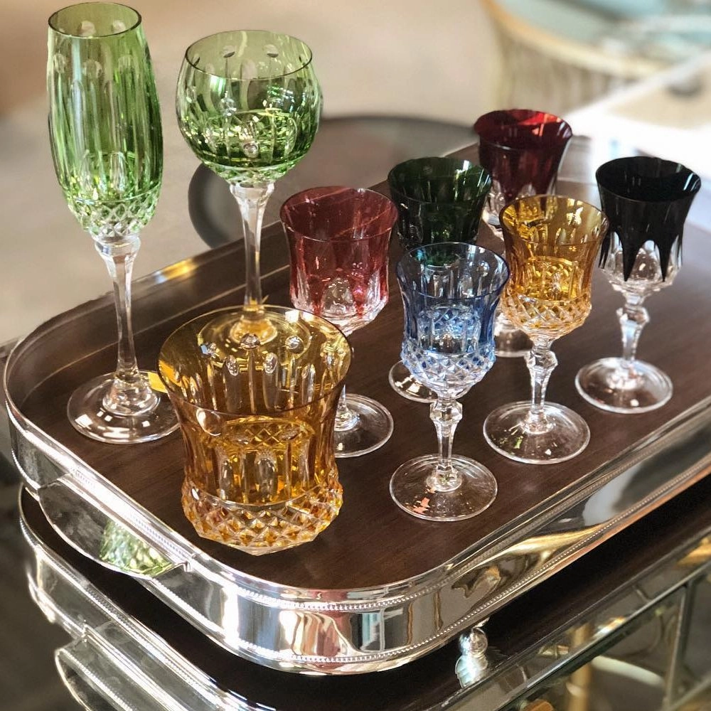 Bandeja Oblonga St. James Madeleine Lisse Com Fundo de Madeira Bandeja Oblonga St. James Madeleine Lisse Com Fundo de Madeira