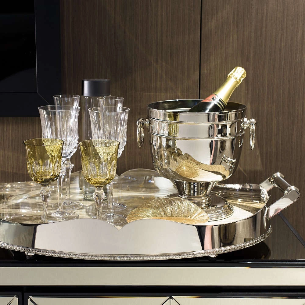 Bandeja St James Coracao Com Cordao Palha e Fundo de Madeira Bandeja St James Coracao Com Cordao Palha e Fundo de Madeira