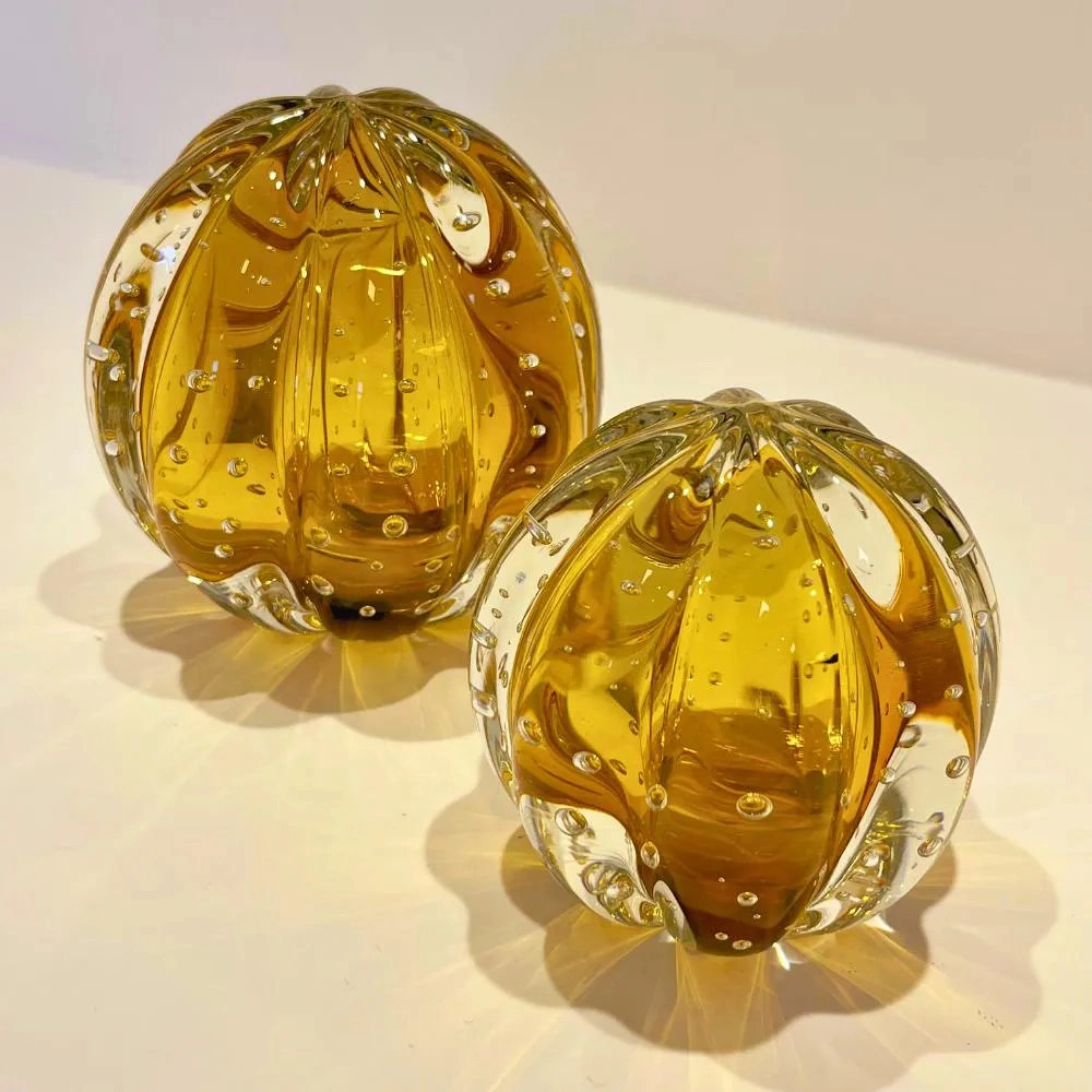 Bola Rigada Senna Cristais D´labone Ambar 8 Cm Bola Rigada Senna Cristais D´labone Ambar 8 Cm