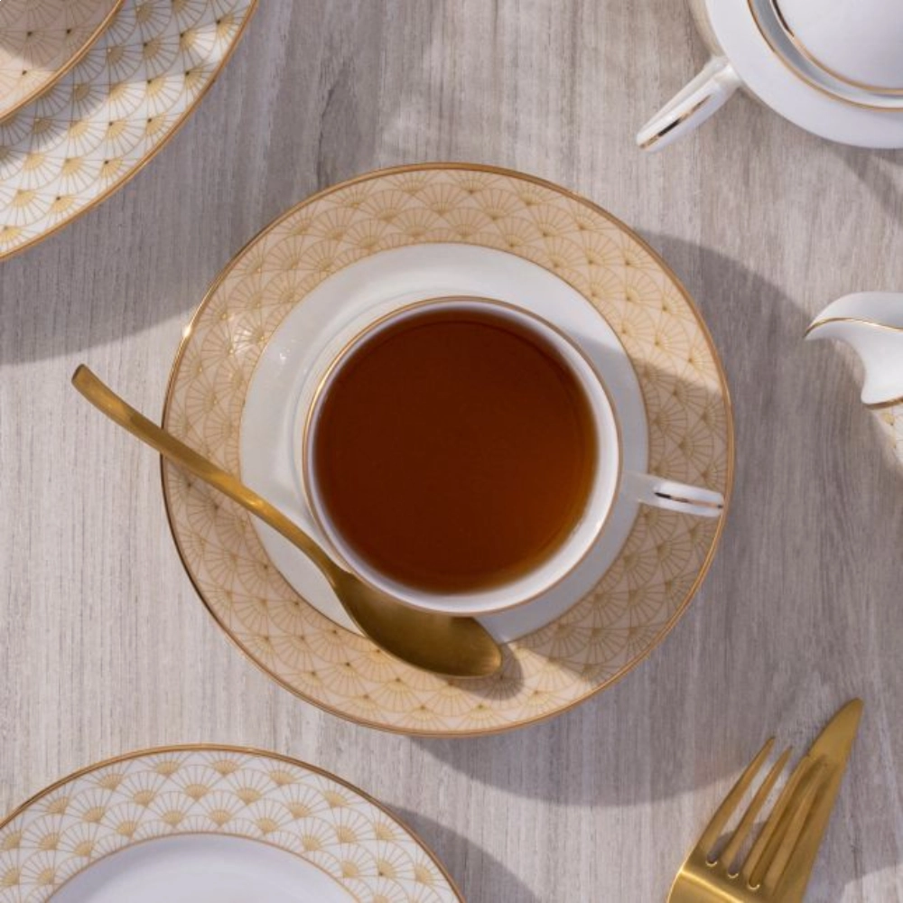 Jogo de Xícaras Para Chá Com Pires Noritake Charlotta Gold - 6 Peças Jogo de Xícaras Para Chá Com Pires Noritake Charlotta Gold - 6 Peças