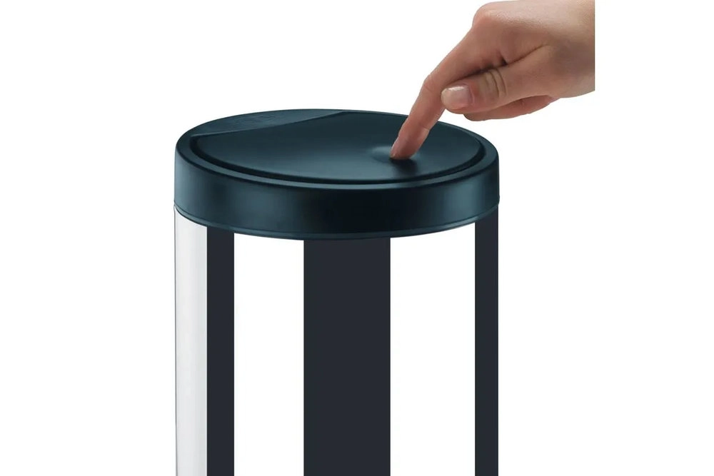 Lixeira Press Com Tampa Brinox Decorline Preta 4 Litros Lixeira Press Com Tampa Brinox Decorline Preta 4 Litros