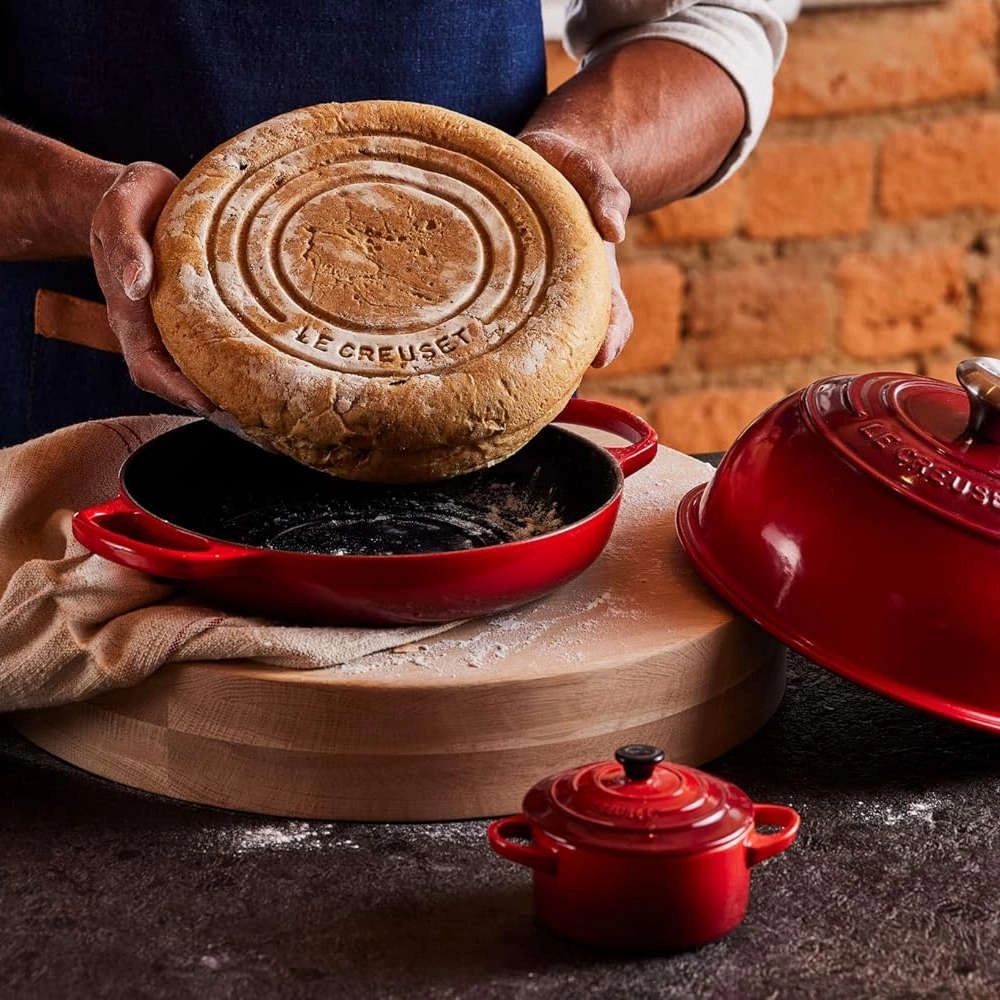 Panela Para Pão Le Creuset Signature 24 Cm